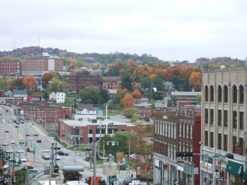 Historical townscape and red leaves in Sherbrooke. In a different view.